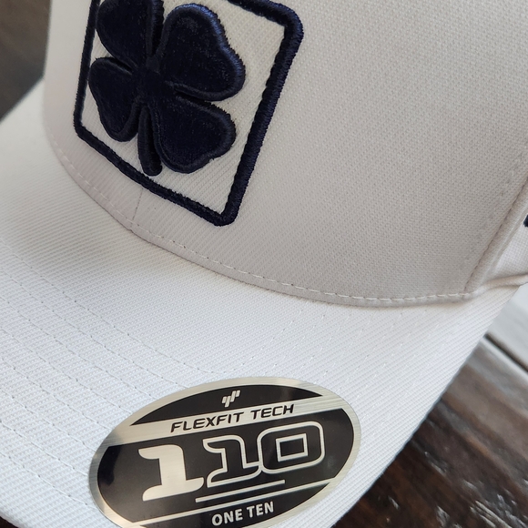 Live Lucky White Baseball Cap.Black Clover hat. White/navy blue. Snapback. - Picture 8 of 8